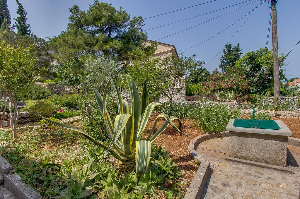 Holiday Home Villa Esperanca Veli Losinj Exterior photo