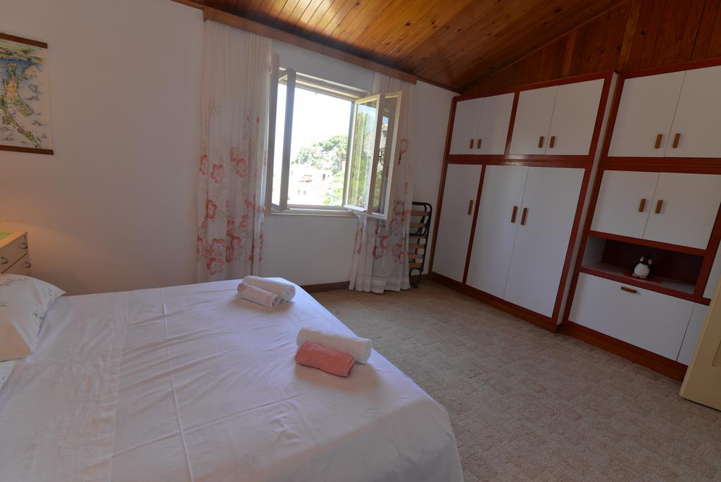 Holiday Home Villa Esperanca Veli Losinj Exterior photo